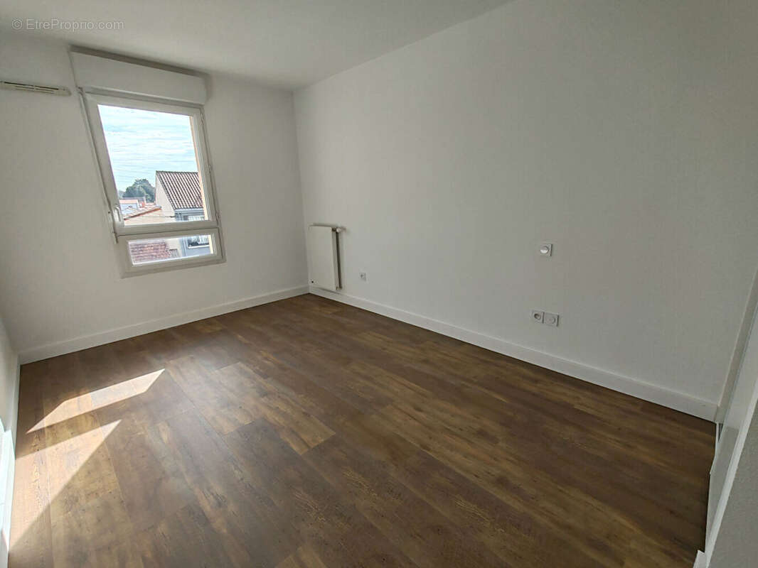 Appartement à SAINT-SEBASTIEN-SUR-LOIRE