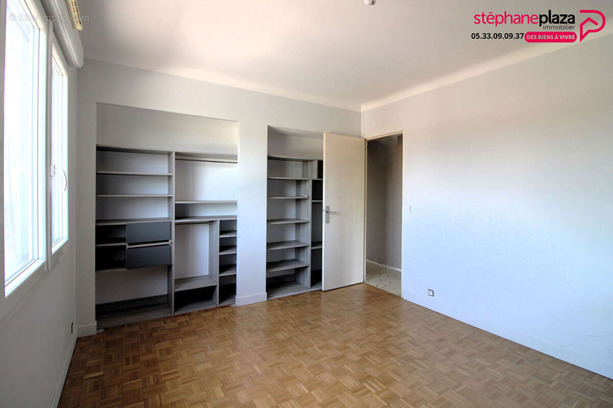 Maison à VILLENAVE-D&#039;ORNON