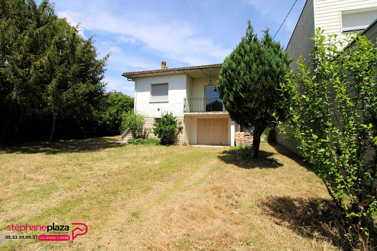 Maison à VILLENAVE-D&#039;ORNON