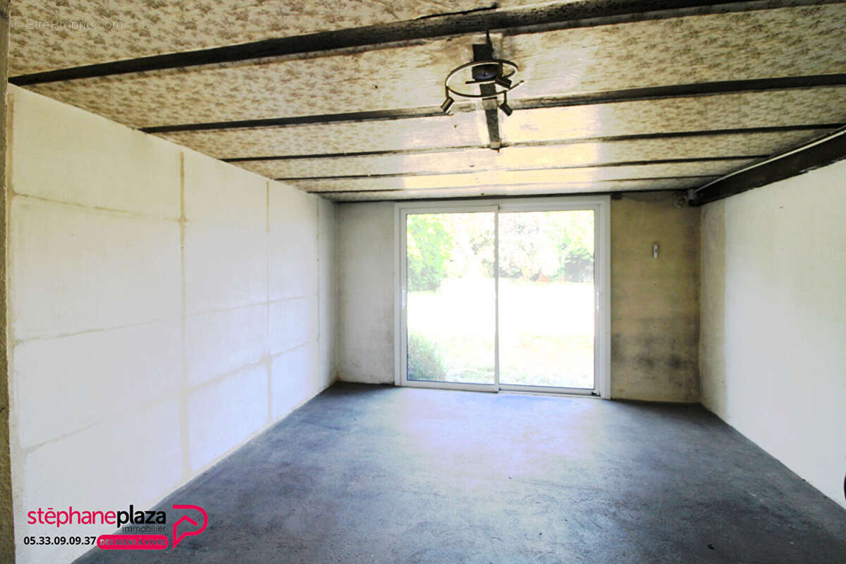 Maison à VILLENAVE-D&#039;ORNON