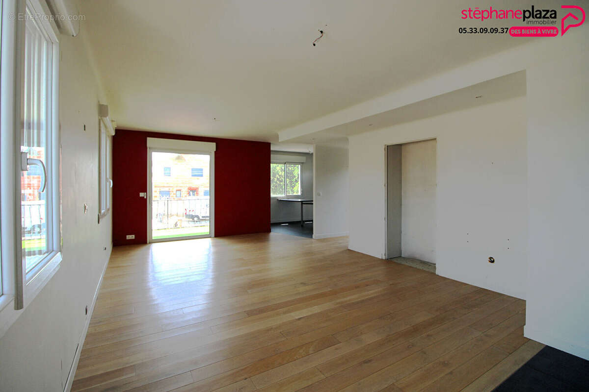 Maison à VILLENAVE-D&#039;ORNON