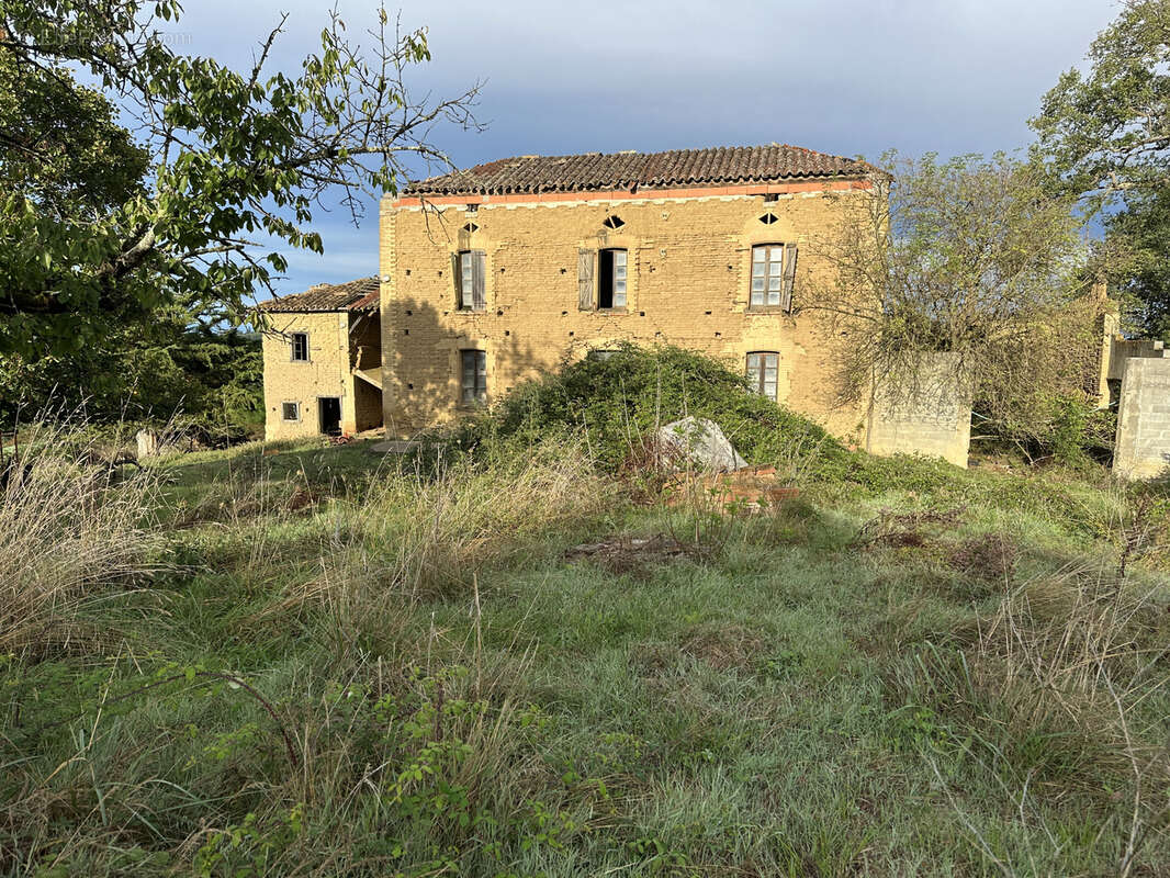 Maison à L&#039;ISLE-EN-DODON