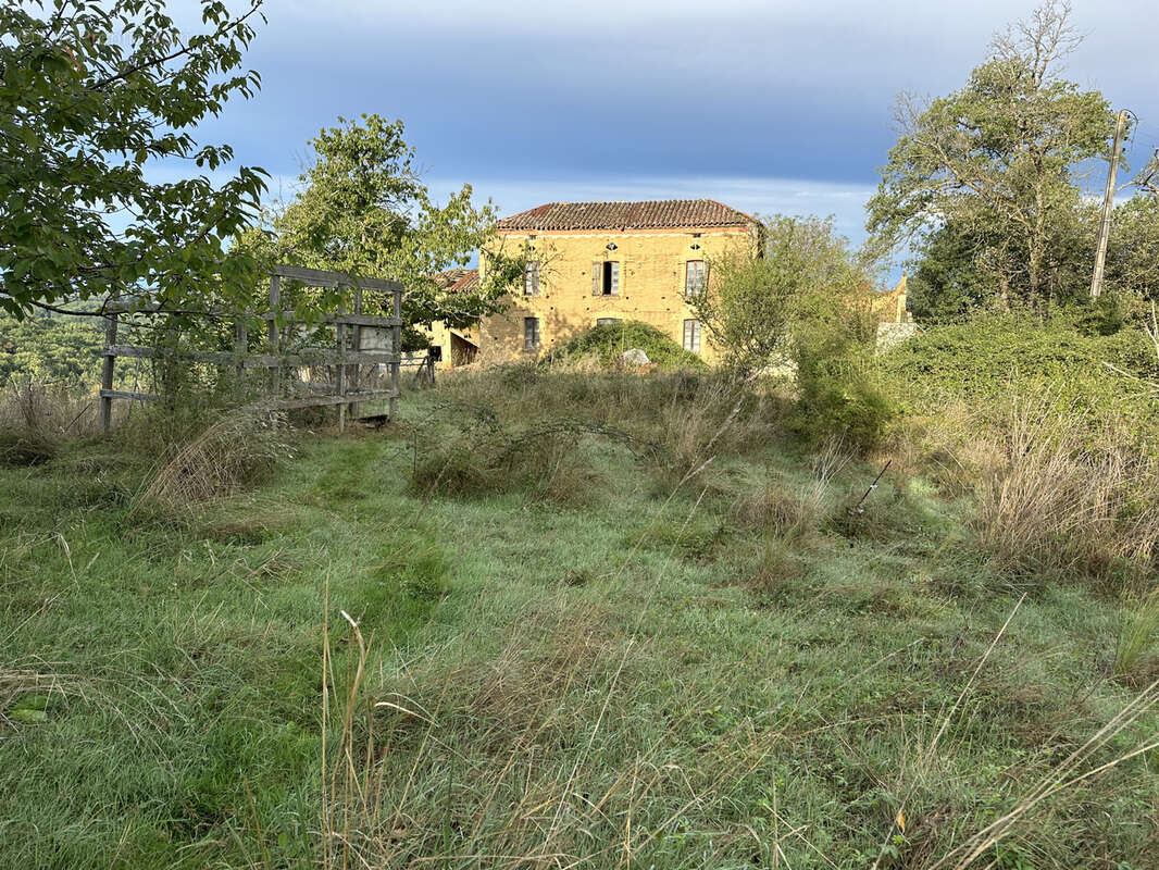 Maison à L&#039;ISLE-EN-DODON