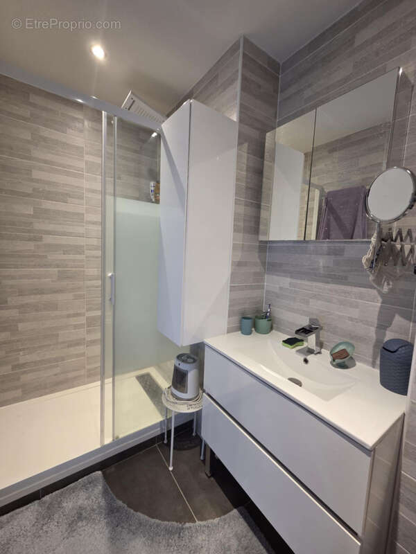 Maison à SAINT-PIERRE-LAVAL