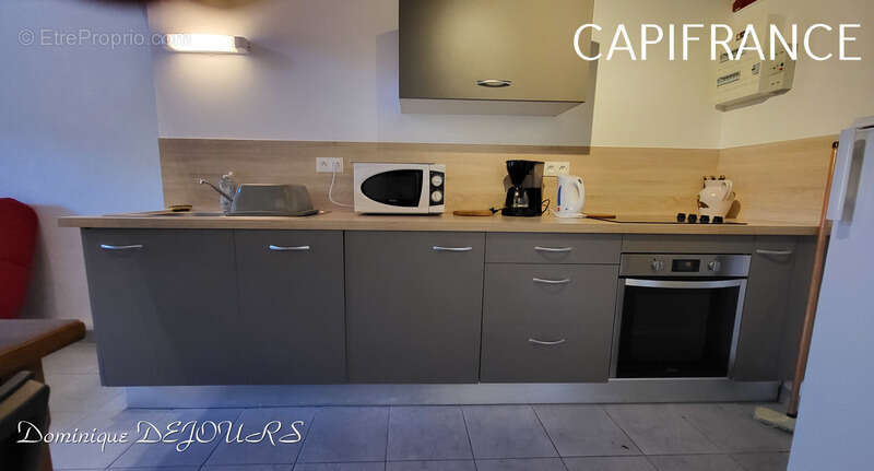 Maison à SAINT-SAUVEUR-DE-MONTAGUT