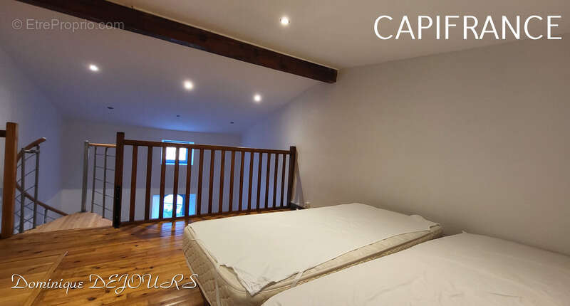 Maison à SAINT-SAUVEUR-DE-MONTAGUT