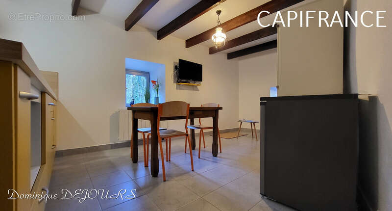 Maison à SAINT-SAUVEUR-DE-MONTAGUT