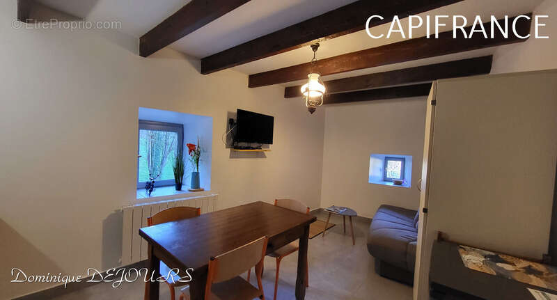 Maison à SAINT-SAUVEUR-DE-MONTAGUT