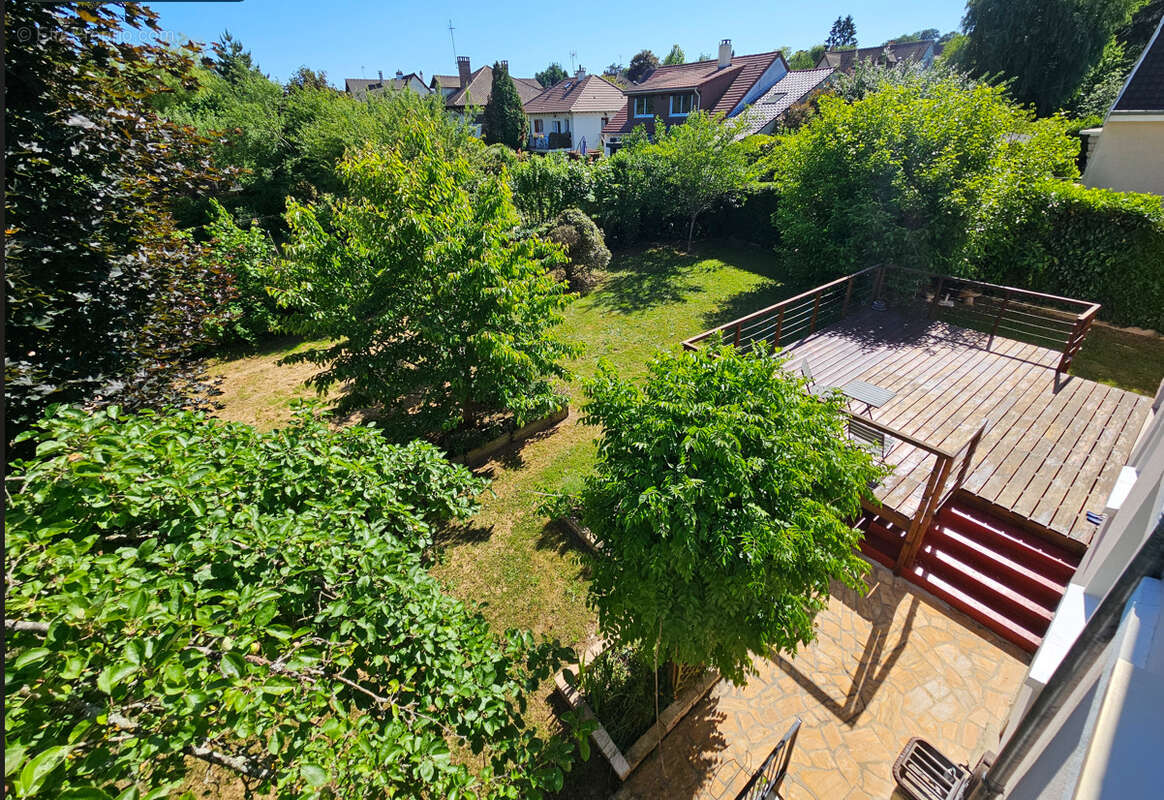 Maison à SAINT-REMY-LES-CHEVREUSE