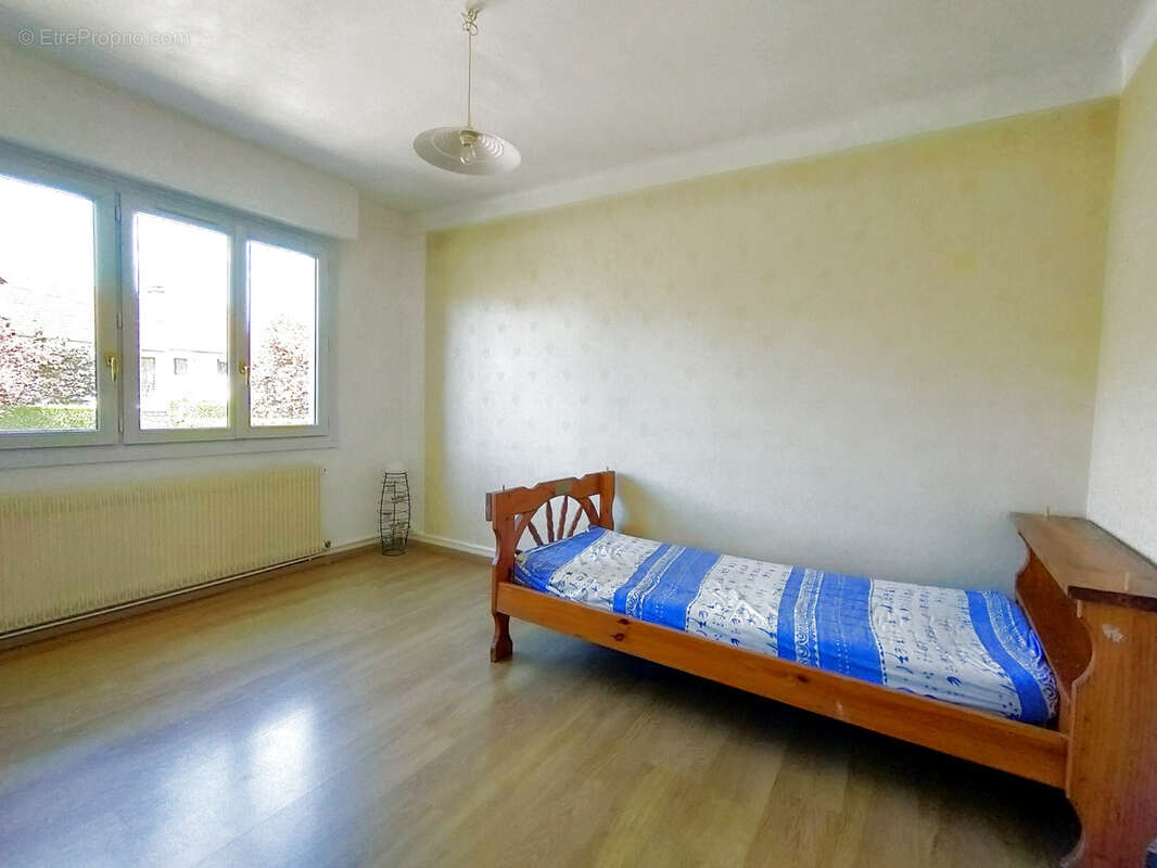 Maison à SAINT-REMY-LES-CHEVREUSE