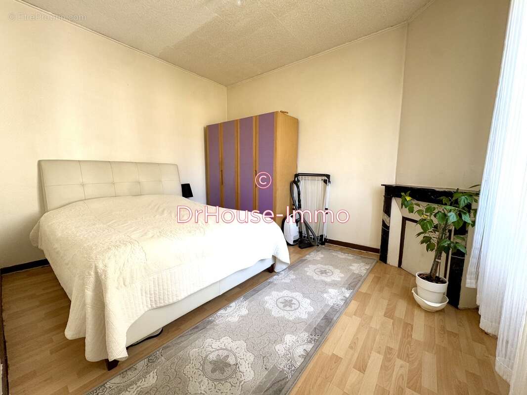 Maison à CHALETTE-SUR-LOING