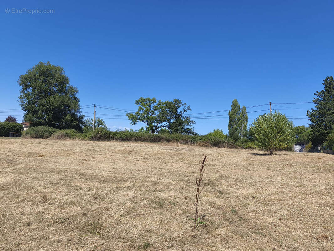 Terrain à FIGEAC