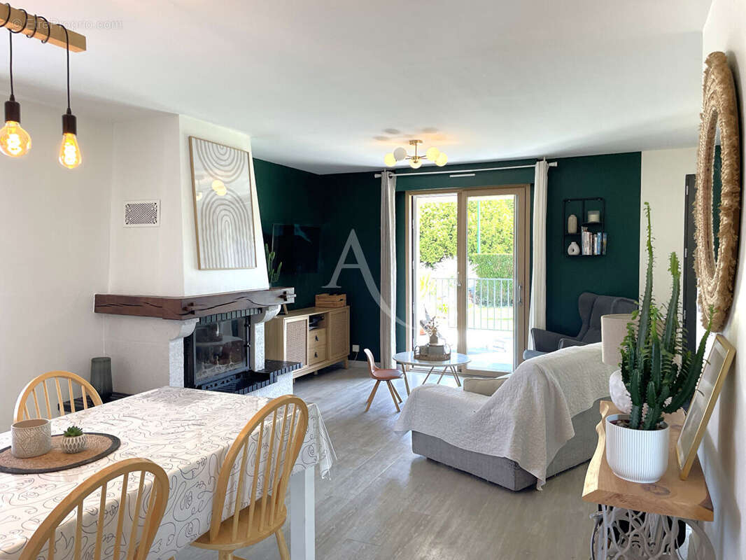 Maison à LANDERONDE