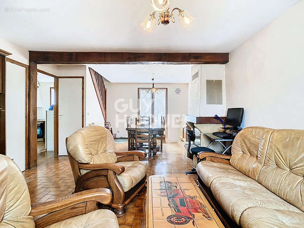 Maison à CREPY-EN-VALOIS