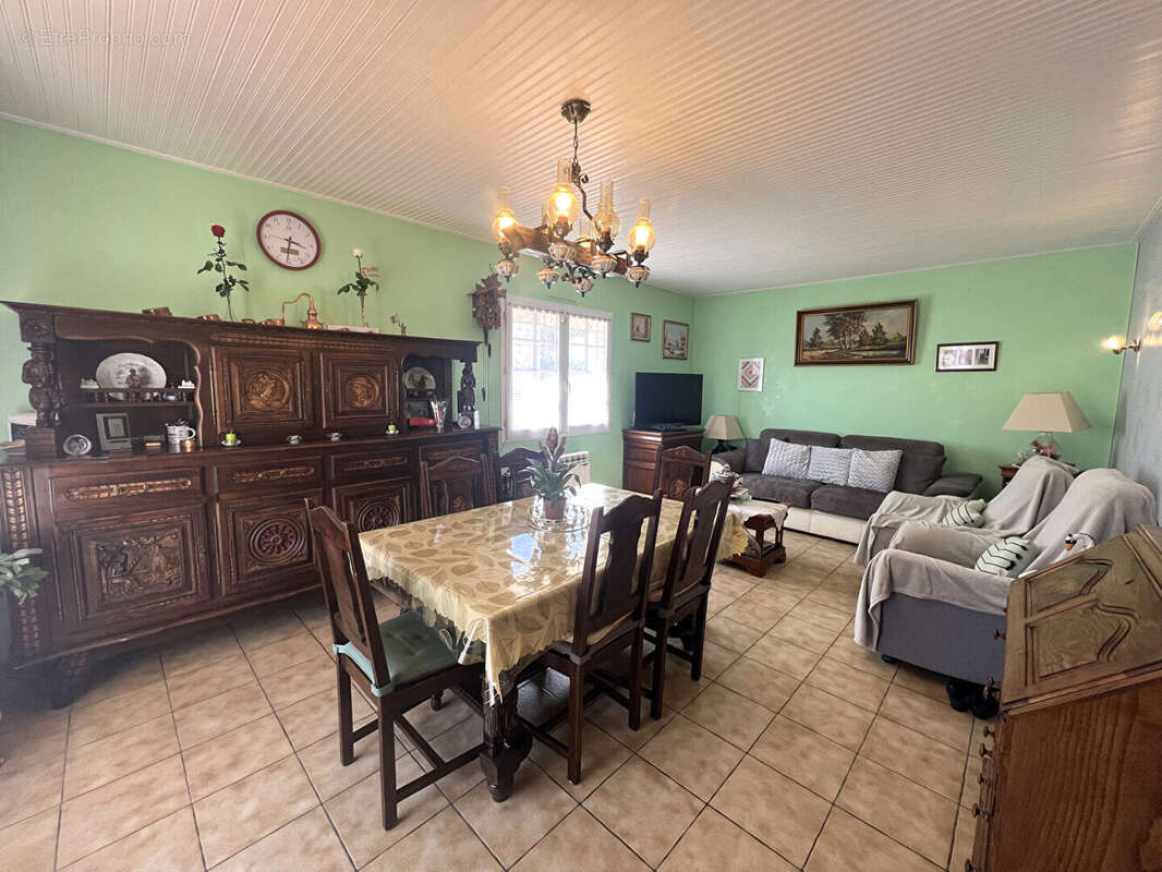 Maison à SAINT-HILAIRE-DE-RIEZ