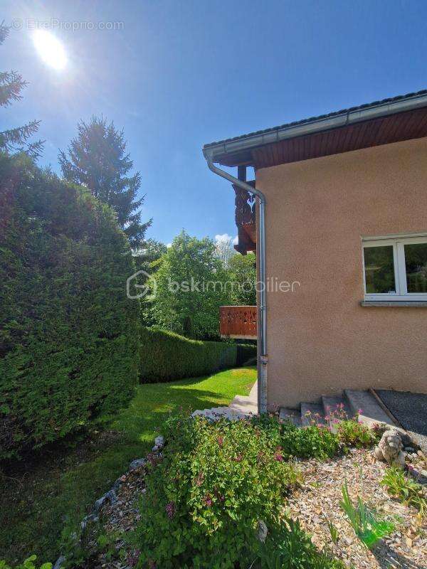 Maison à LES ROUSSES