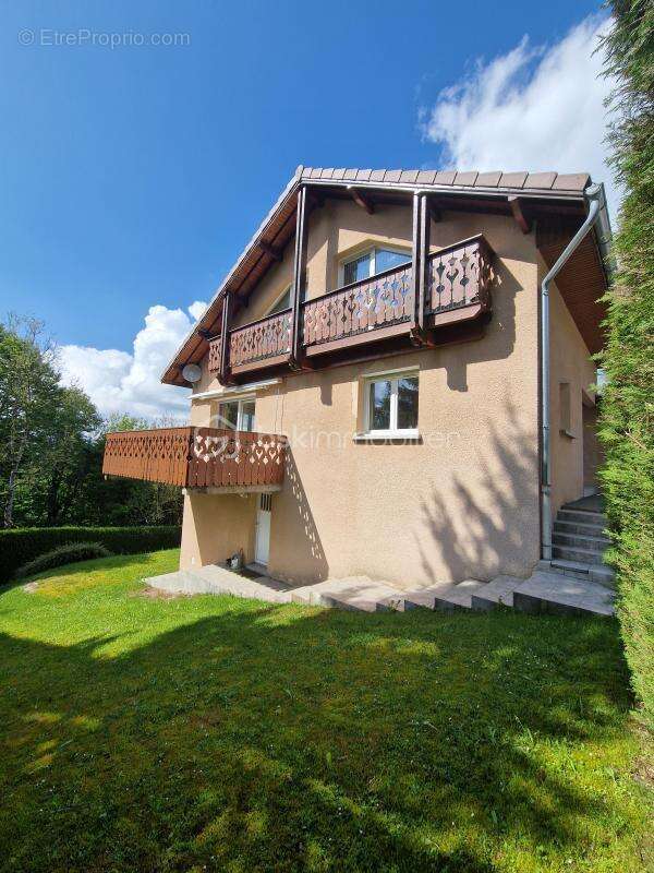 Maison à LES ROUSSES