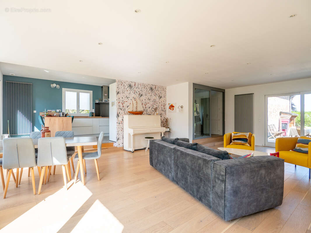 Maison à SAINGHIN-EN-MELANTOIS