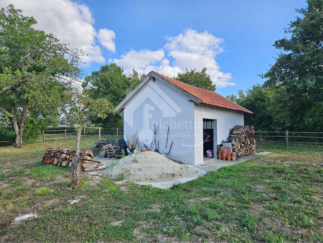 Maison à JALIGNY-SUR-BESBRE