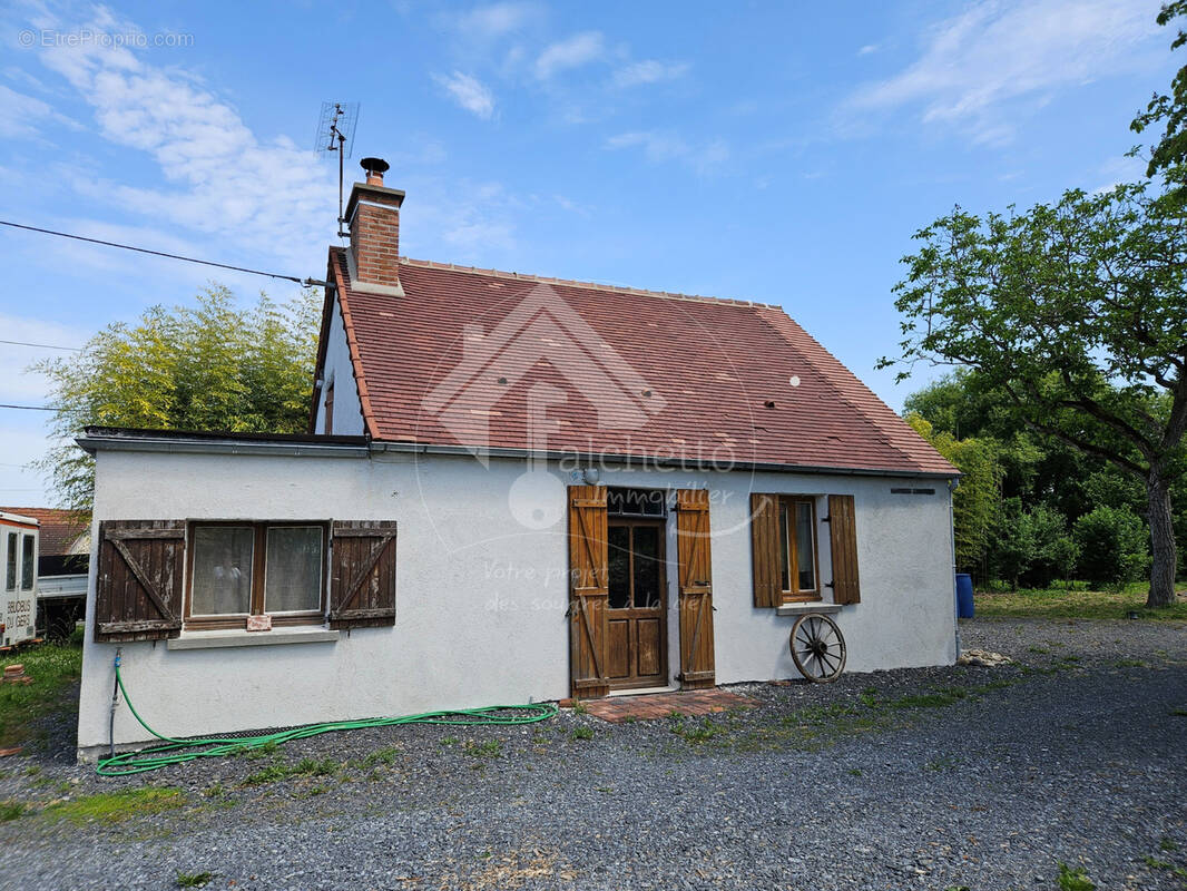 Maison à JALIGNY-SUR-BESBRE