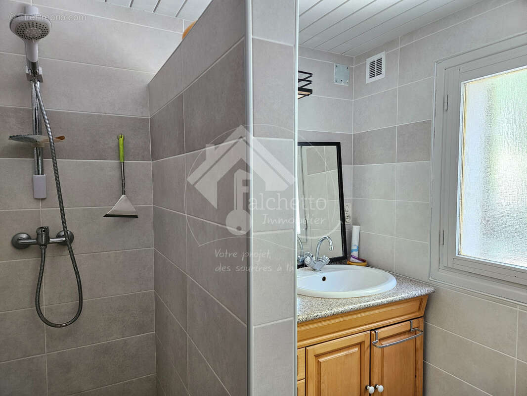 Maison à JALIGNY-SUR-BESBRE