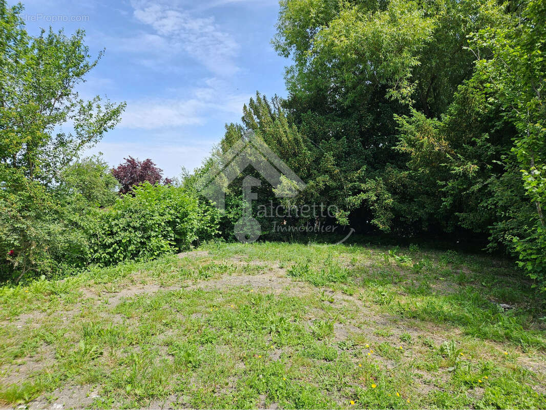 Maison à JALIGNY-SUR-BESBRE