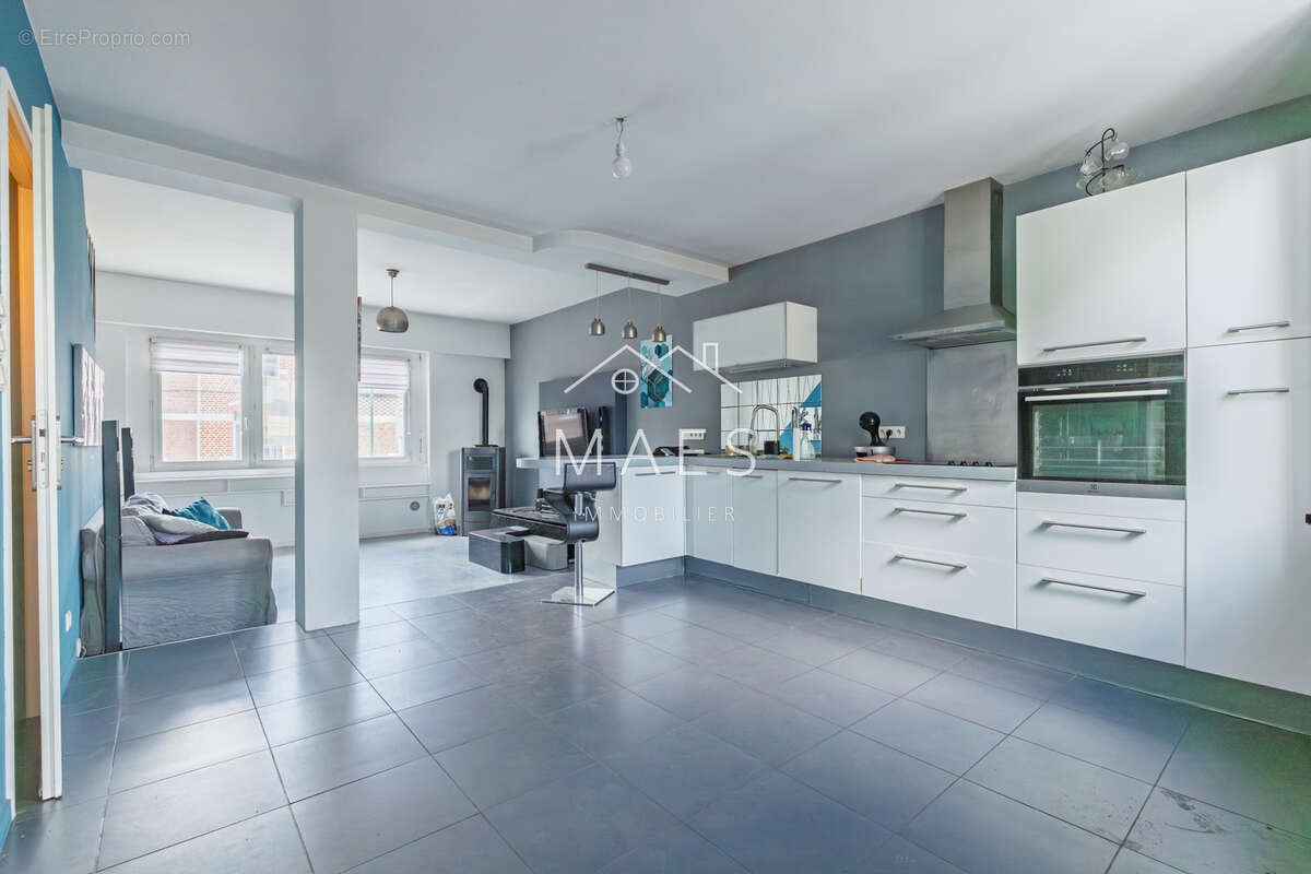 Maison à WAMBRECHIES