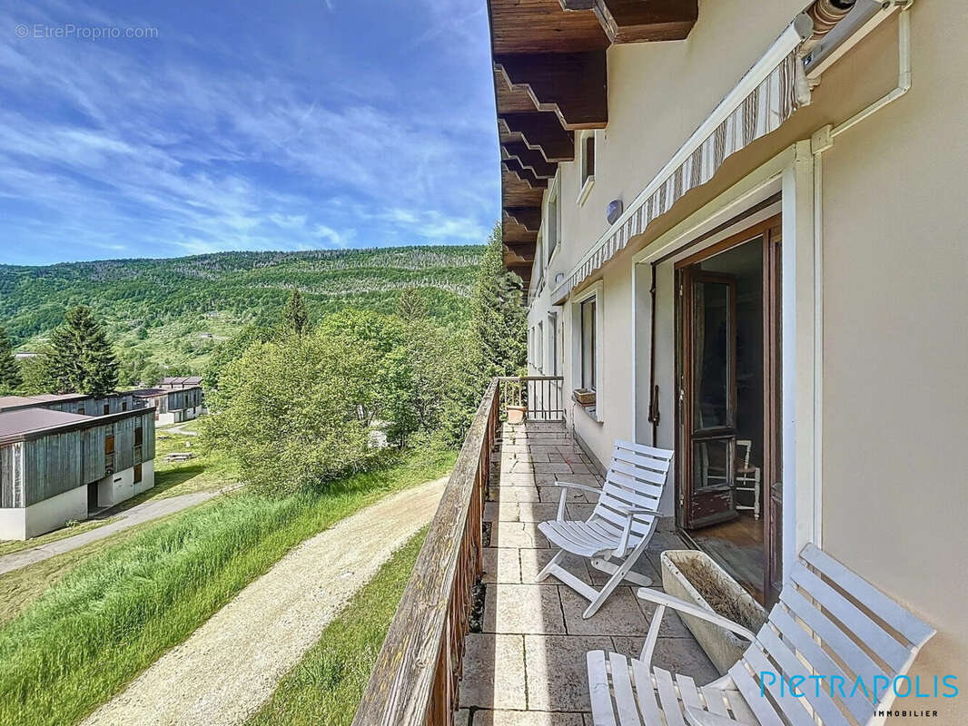 Appartement à LELEX