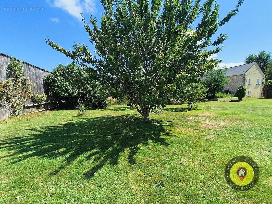 Maison à PLOUER-SUR-RANCE