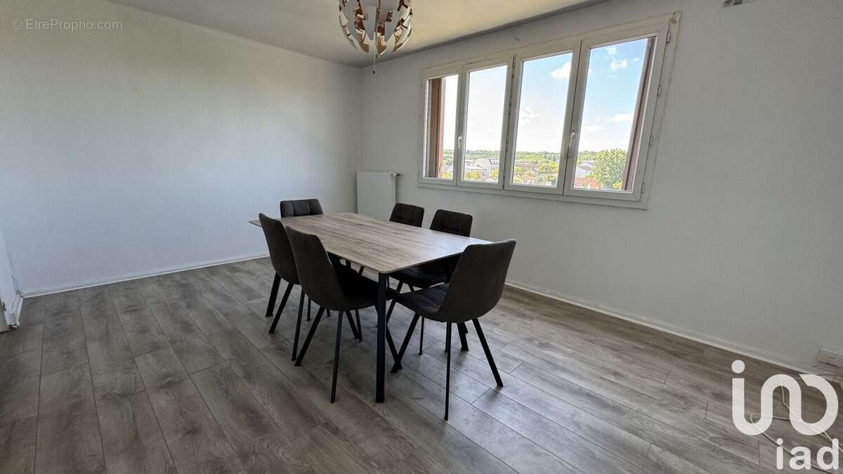 Photo 4 - Appartement à LES CLAYES-SOUS-BOIS