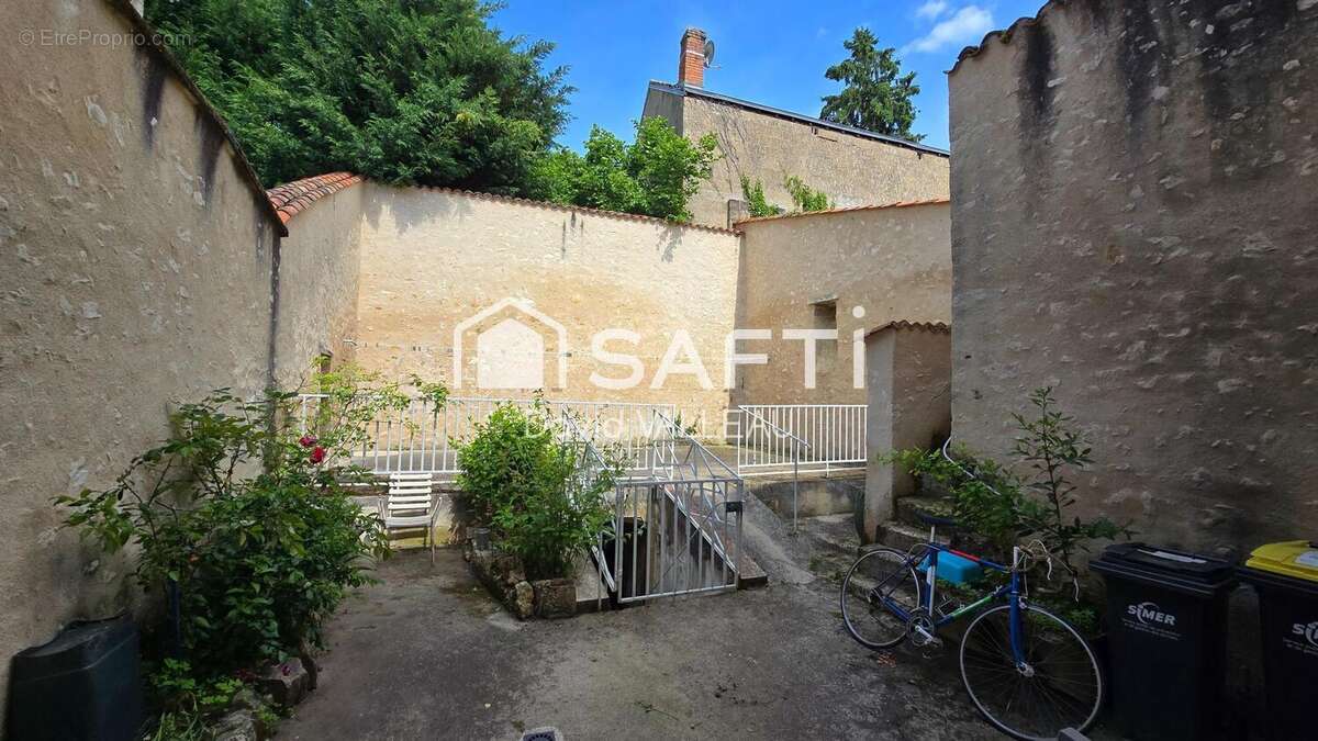 Photo 3 - Maison à MONTMORILLON