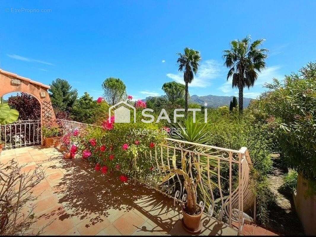 Photo 2 - Maison à AUBAGNE