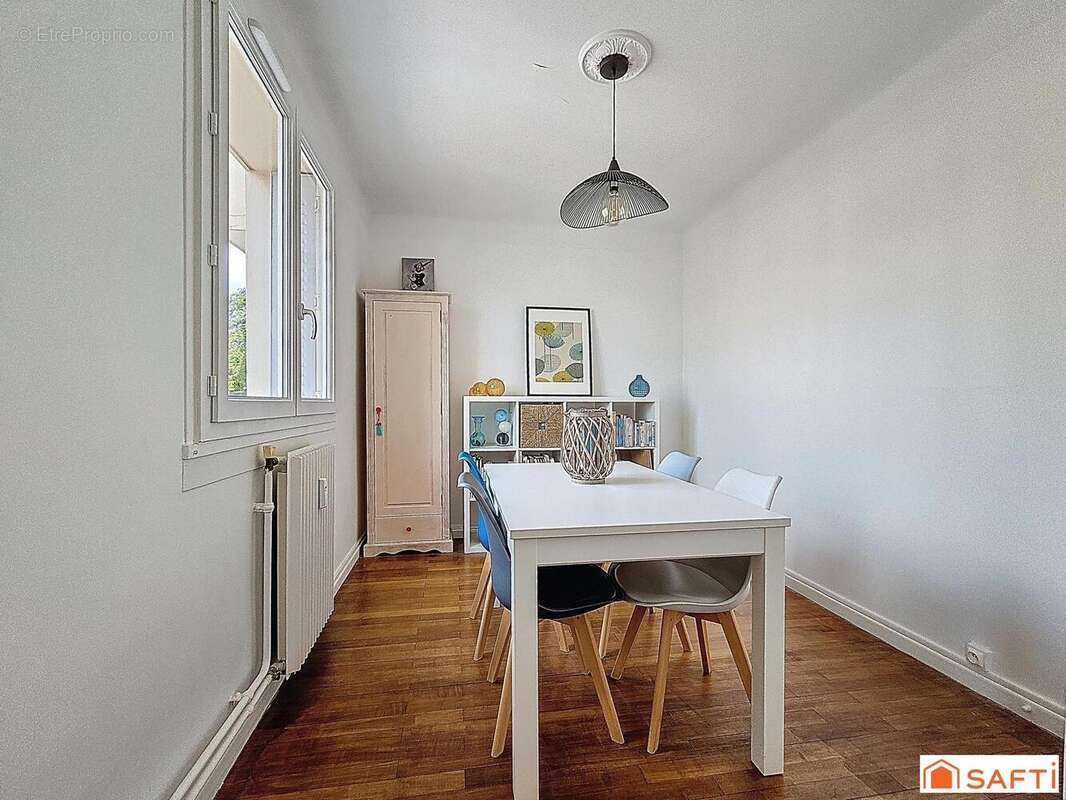 Photo 4 - Appartement à TASSIN-LA-DEMI-LUNE