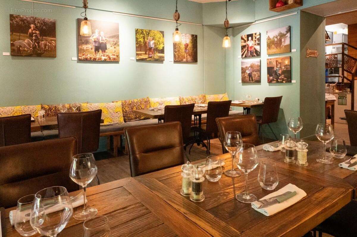 Commerce à MONFLANQUIN