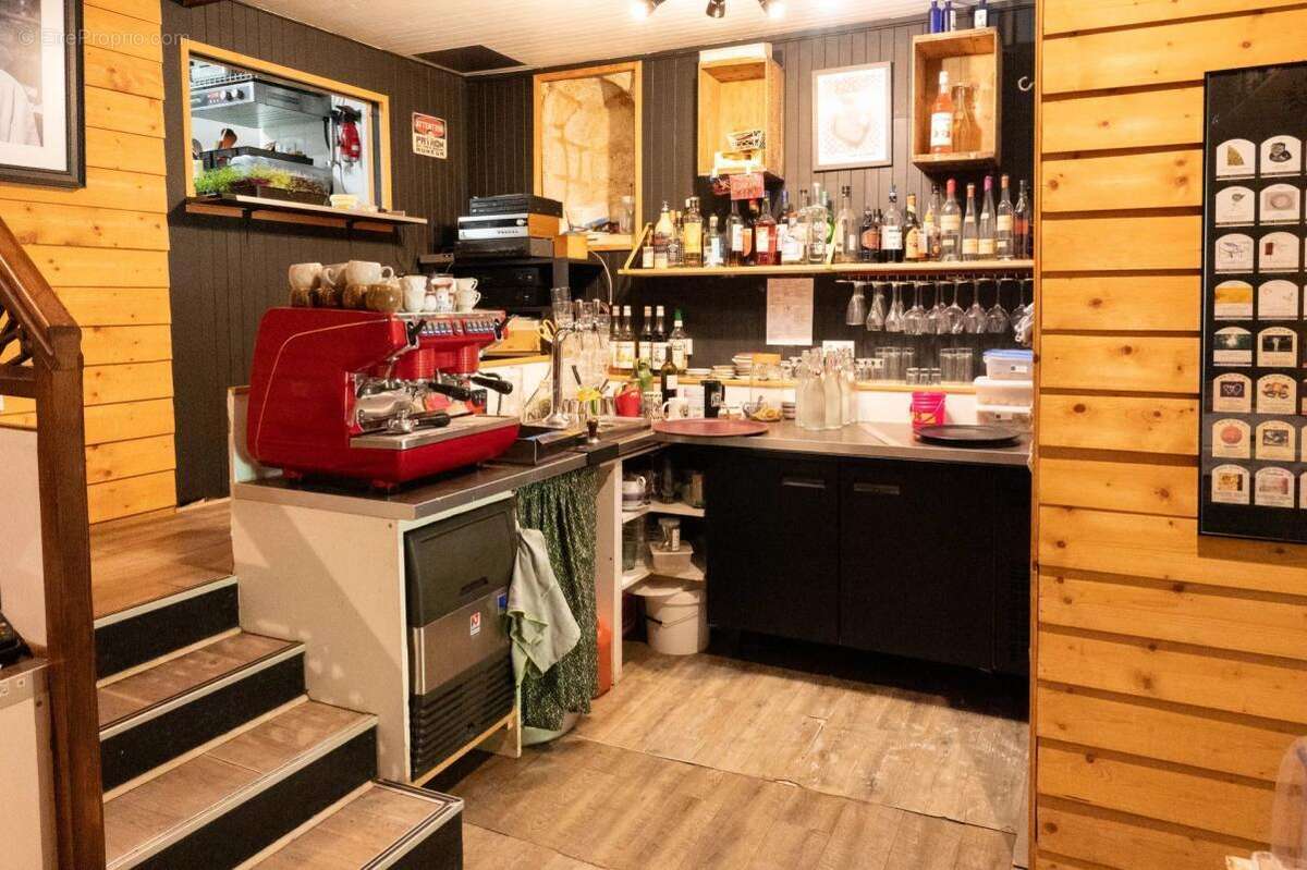 Commerce à MONFLANQUIN