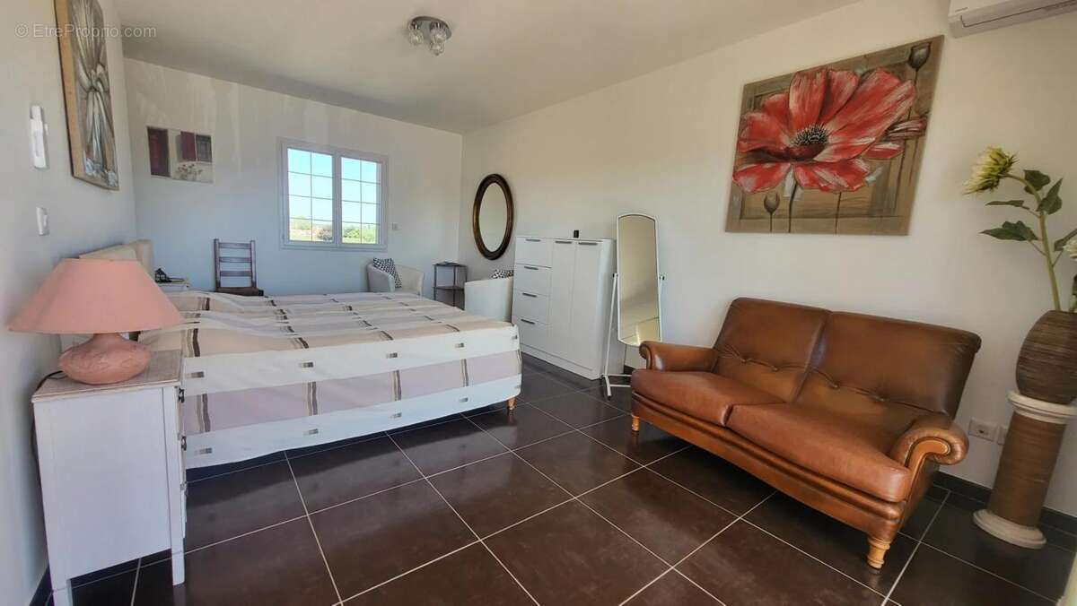 Maison à LAMONZIE-SAINT-MARTIN