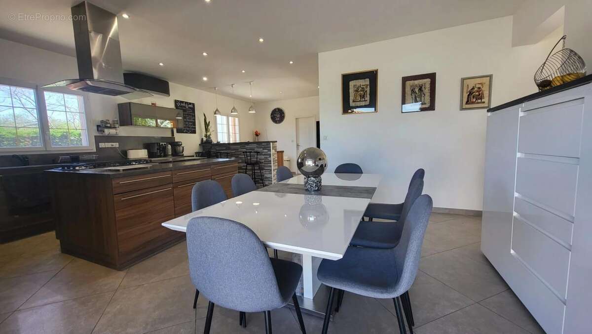 Maison à LAMONZIE-SAINT-MARTIN