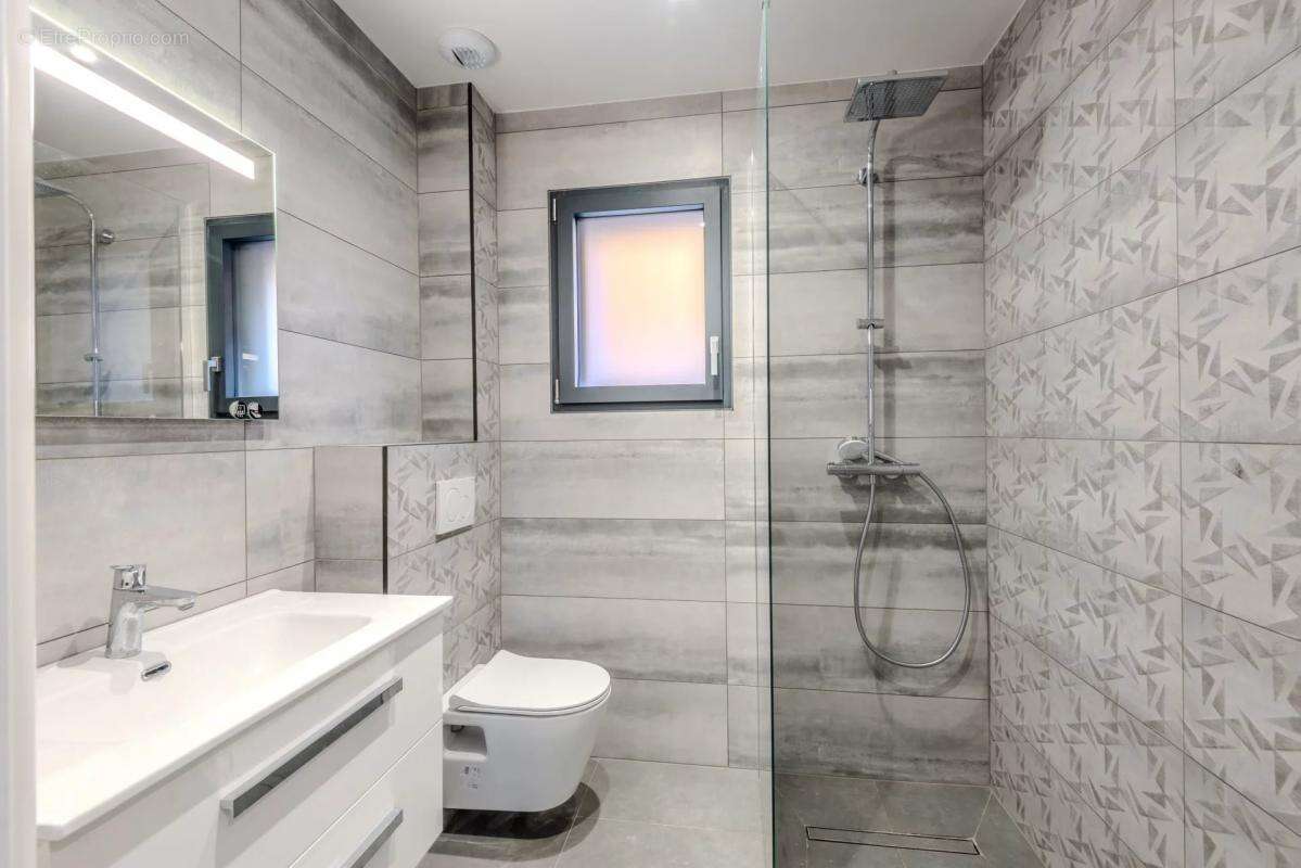 Appartement à NEUVECELLE