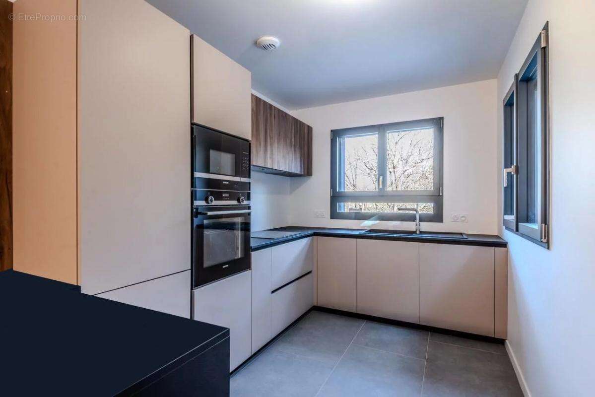 Appartement à NEUVECELLE