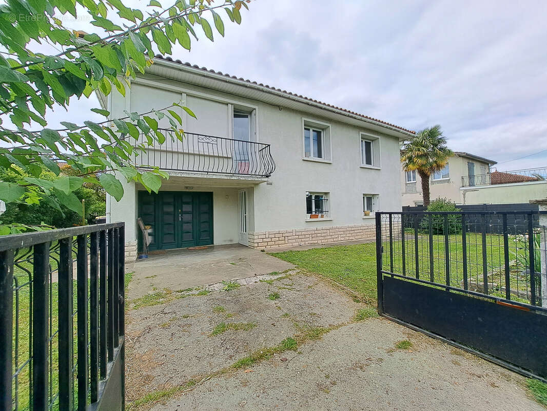 Maison à SAINT-MICHEL