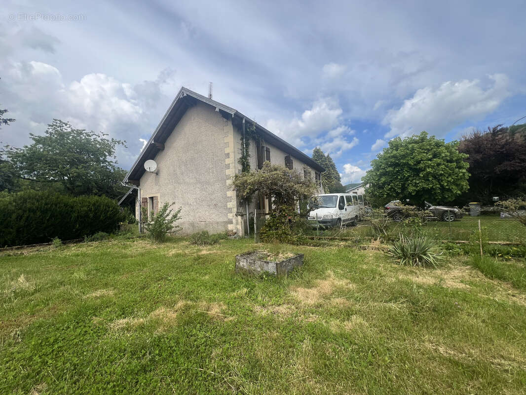 Maison à TERNUAY-MELAY-ET-SAINT-HILAIRE