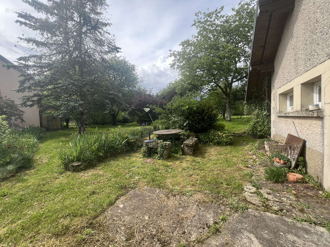 Maison à TERNUAY-MELAY-ET-SAINT-HILAIRE