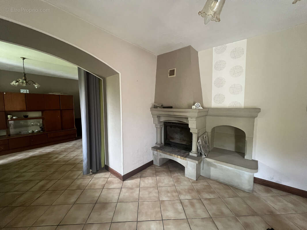 Maison à TERNUAY-MELAY-ET-SAINT-HILAIRE