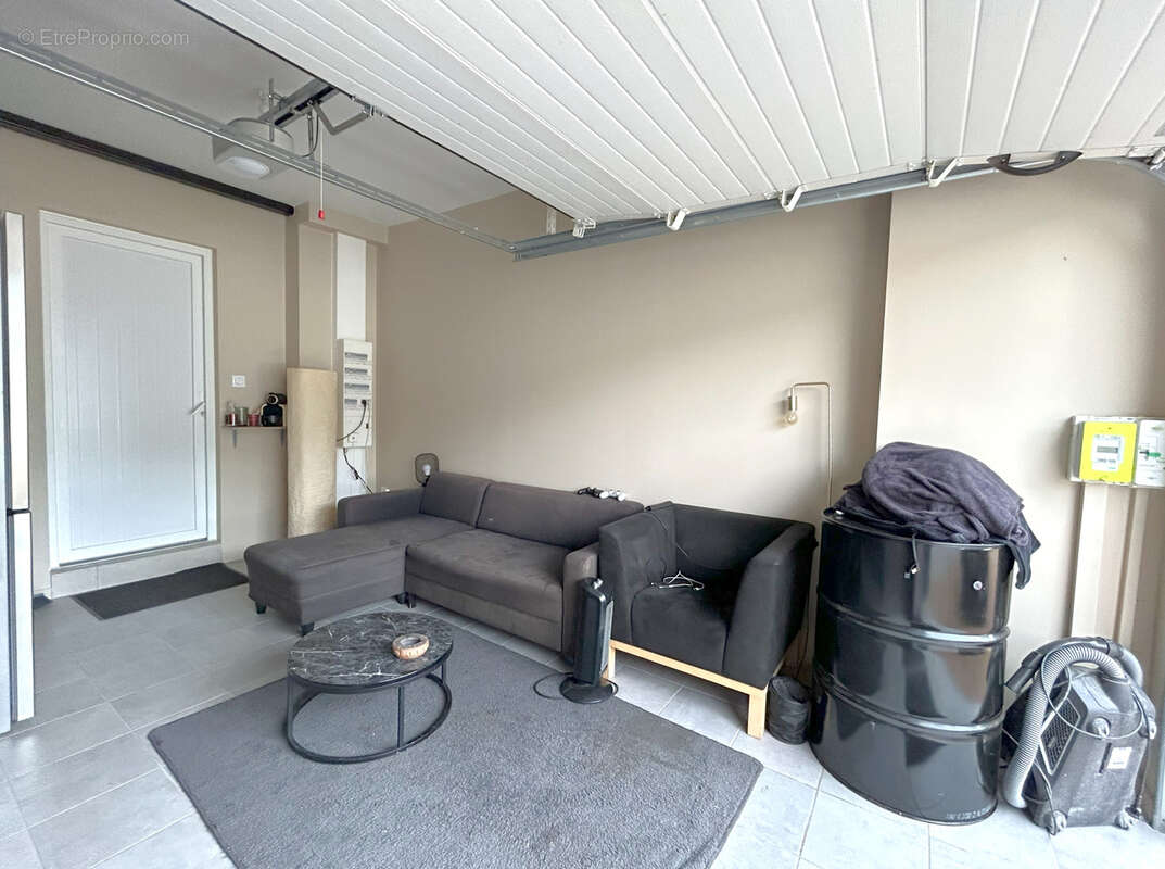 Maison à MONTMERLE-SUR-SAONE