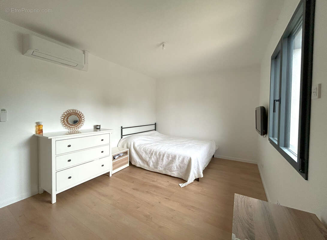 Maison à MONTMERLE-SUR-SAONE