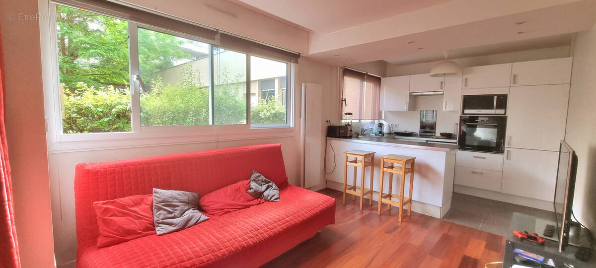 Appartement à ISSY-LES-MOULINEAUX