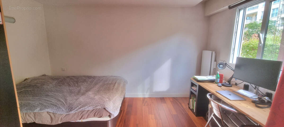 Appartement à ISSY-LES-MOULINEAUX