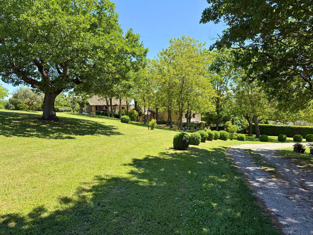 Maison à SAINT-MICHEL-L'OBSERVATOIRE