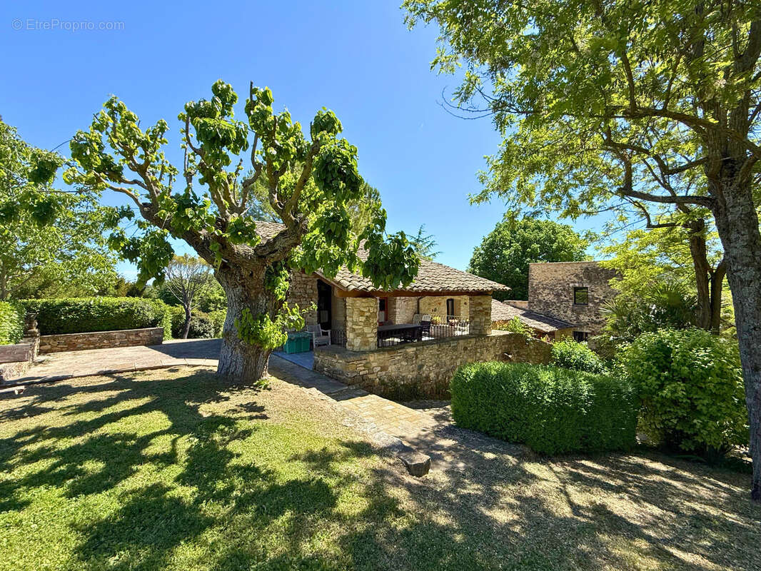 Maison à SAINT-MICHEL-L'OBSERVATOIRE