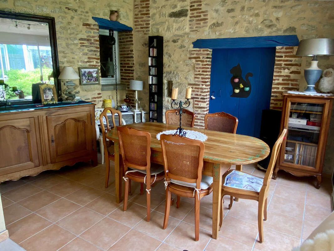 Maison à SAINT-BONNET-DE-ROCHEFORT